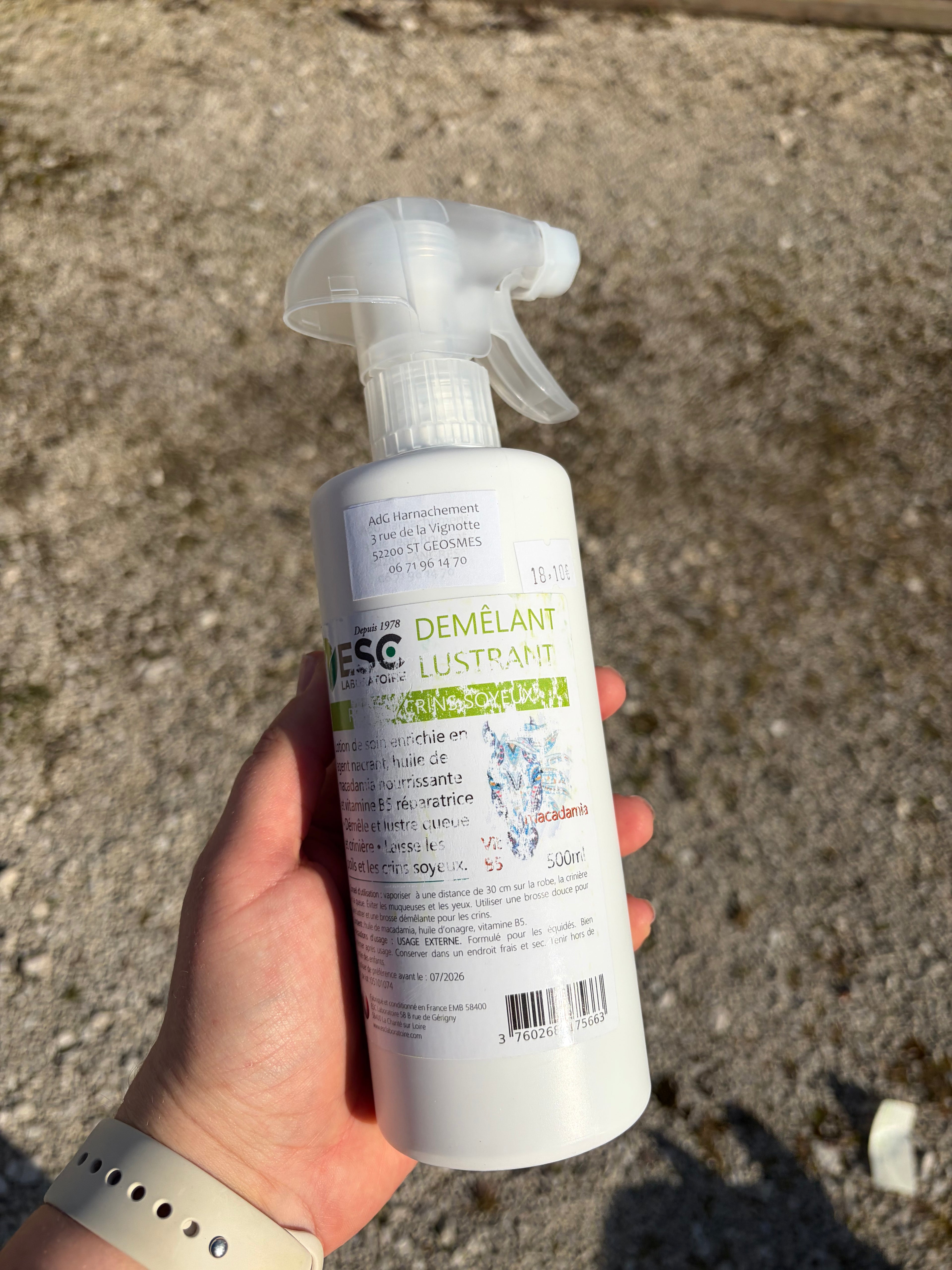 DEMELANT-LUSTRANT – Soin robe et crinière cheval – Enrichi en vitamine B et huile d’onagre - ESC Lab